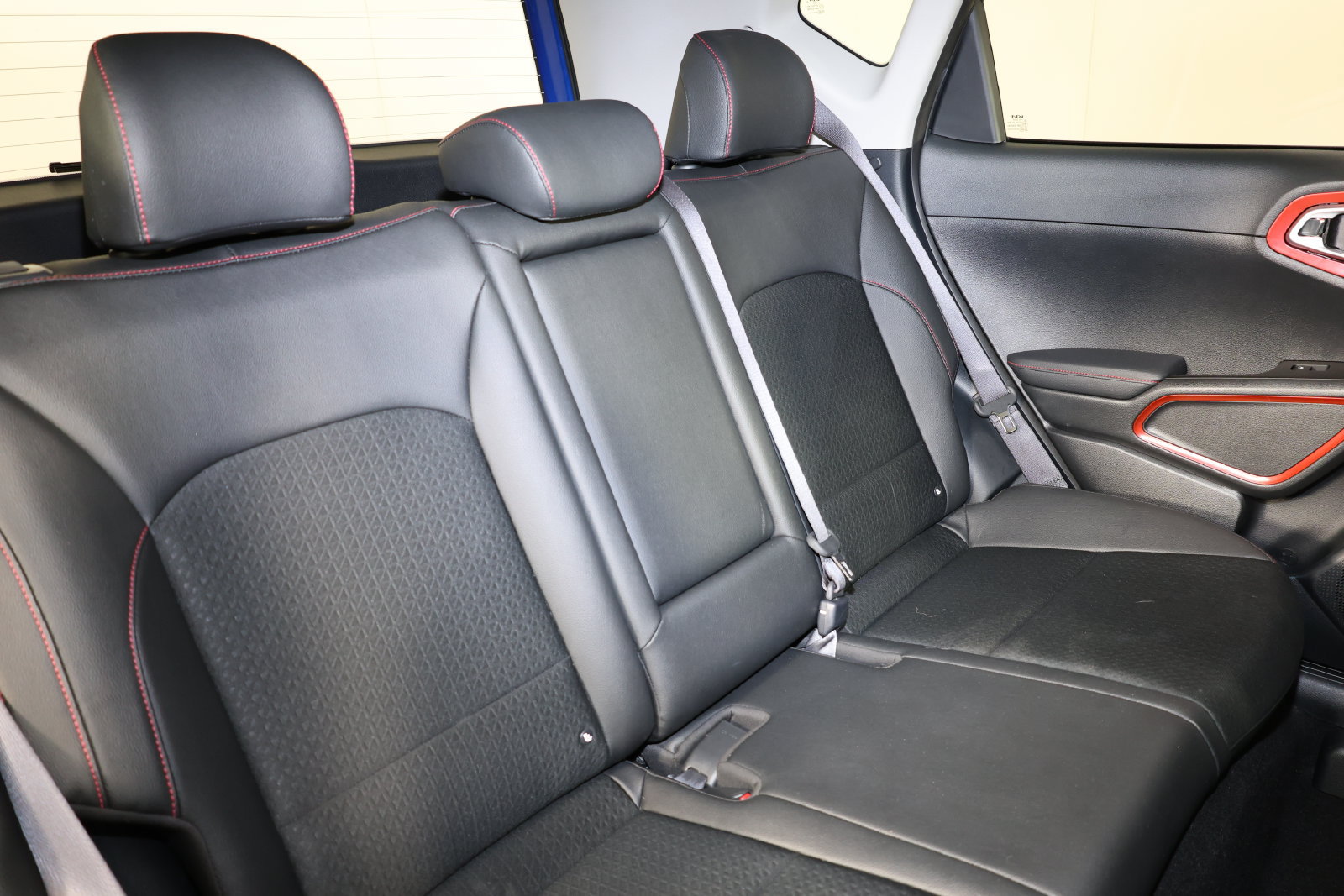 Used 2024 Kia Soul GT-Line FWD image 34
