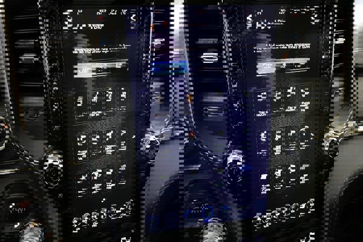 Used 2020 RAM 1500 Limited image 53