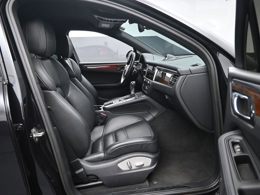 Used 2021 Porsche Macan GTS image 35