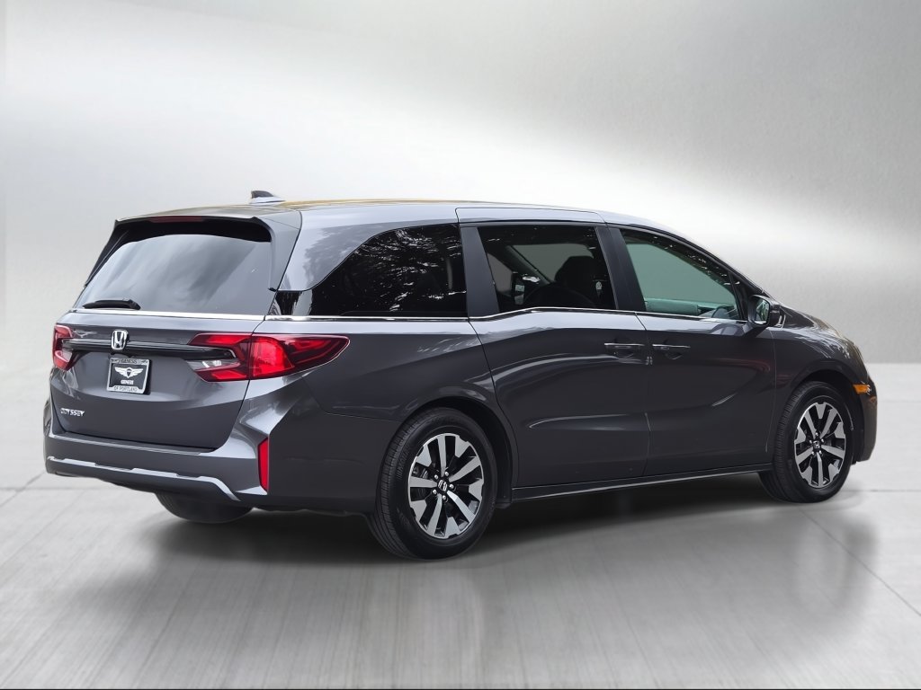 Used 2025 Honda Odyssey EX-L image 3