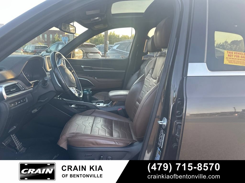 Used 2020 Kia Telluride SX w/ SX Prestige Package AWD/4WD image 12