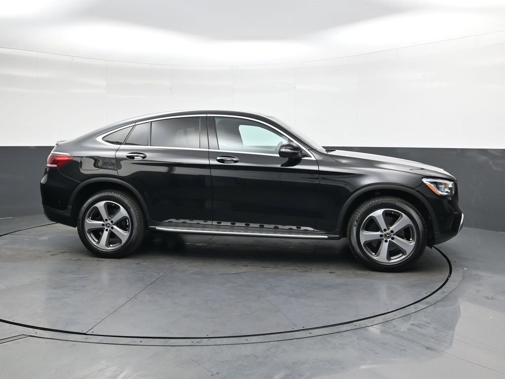 Used 2022 Mercedes-Benz GLC 300 4MATIC Coupe image 3