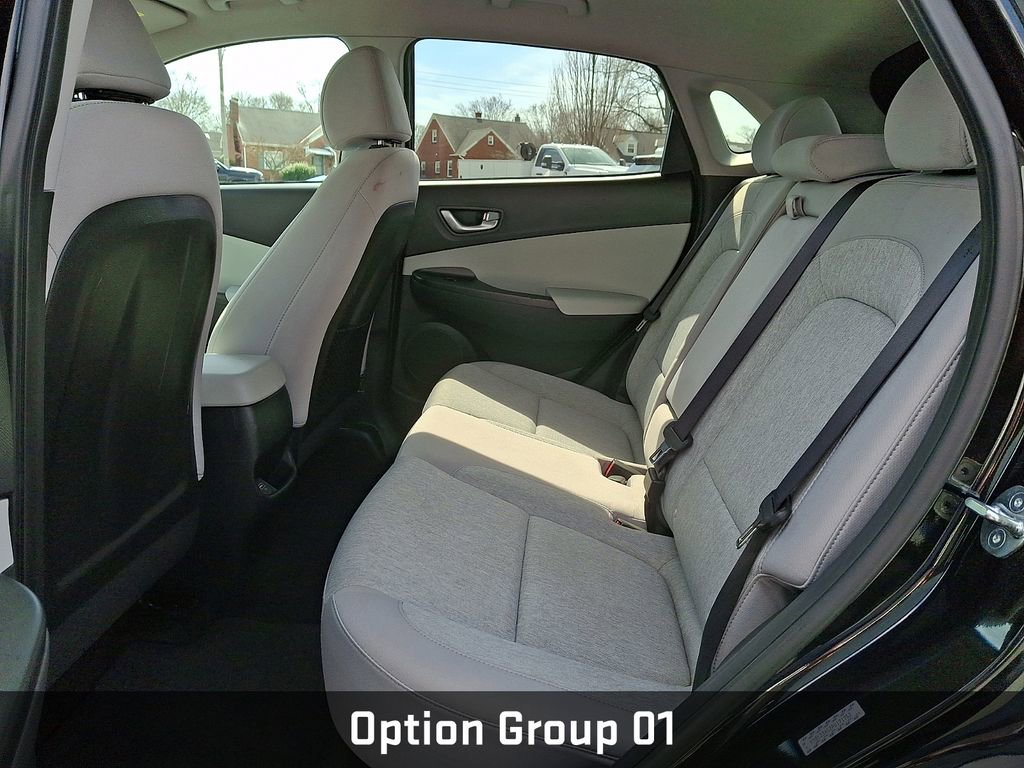 Used 2023 Hyundai Kona SE image 13