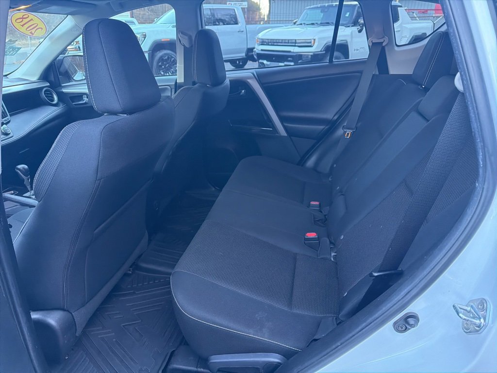 Used 2018 Toyota RAV4 Adventure image 11
