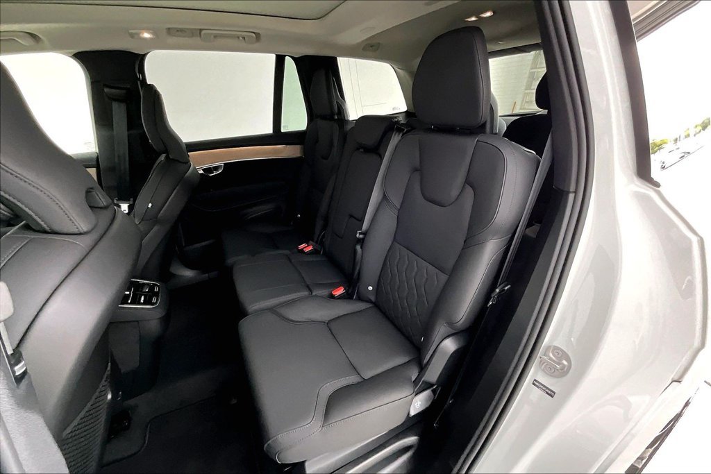 New 2026 Volvo XC90 B5 Plus AWD/4WD image 22