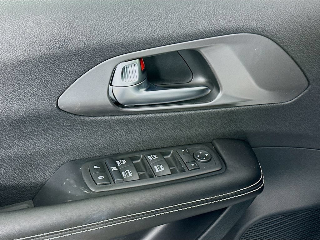 New 2026 Chrysler Voyager LX FWD image 22