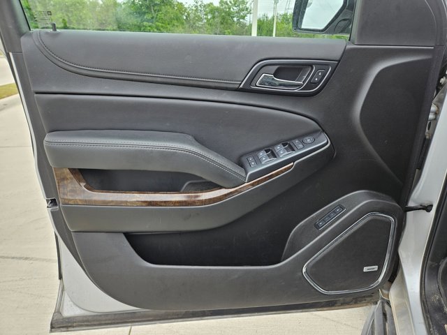 Used 2020 Chevrolet Suburban LT w/ Max Trailering Package image 9
