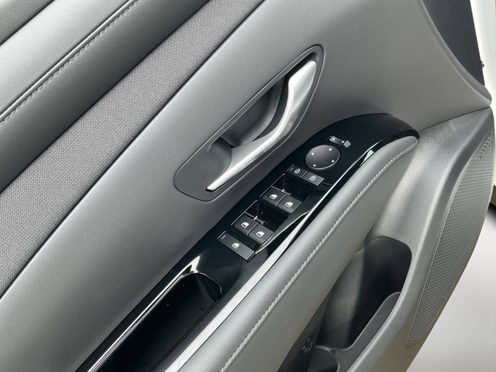 New 2026 Hyundai Santa Cruz Limited image 12