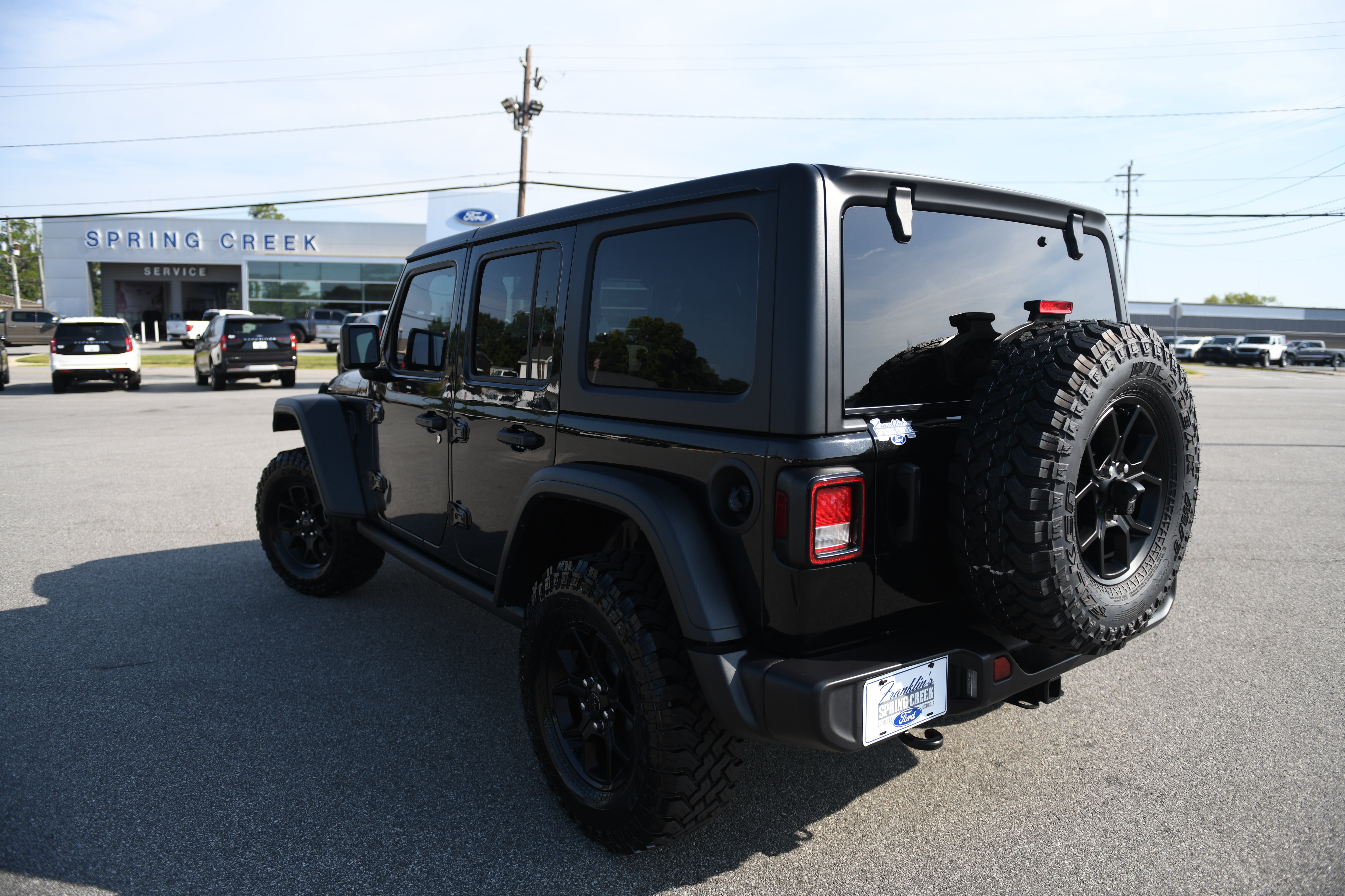 Used 2025 Jeep Wrangler Unlimited Sport AWD/4WD image 7