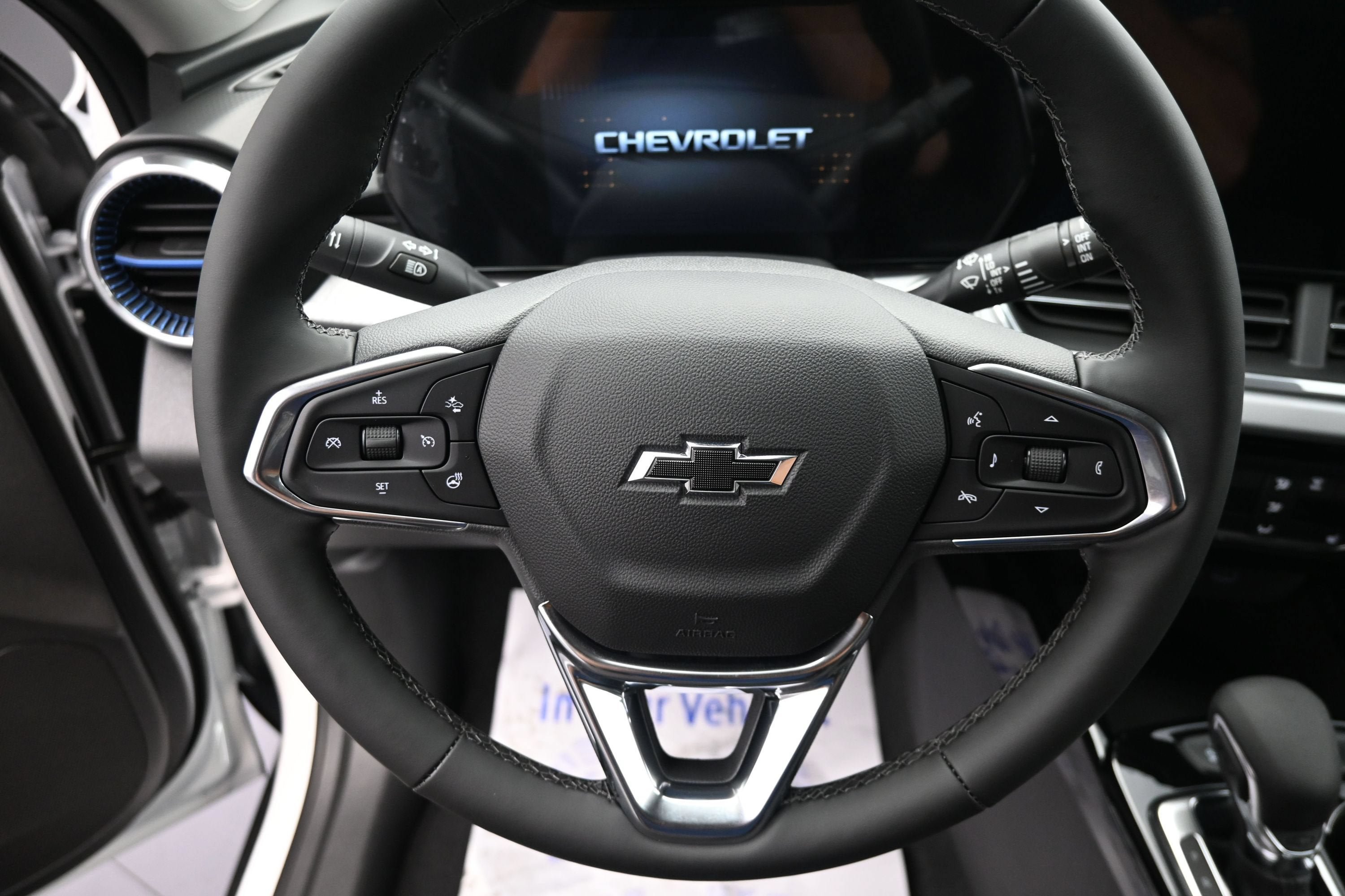 New 2026 Chevrolet Trax RS w/ Sunroof Package FWD image 12