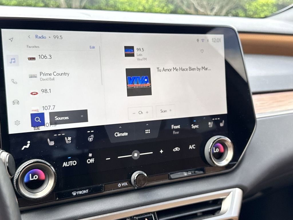 Used 2025 Lexus RX 350 Premium image 23