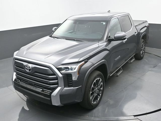 Used 2024 Toyota Tundra Limited AWD/4WD image 16