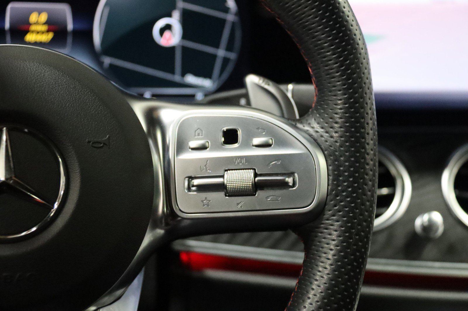 Used 2020 Mercedes-Benz E 53 AMG 4MATIC Sedan w/ Driver Assistance Package image 55