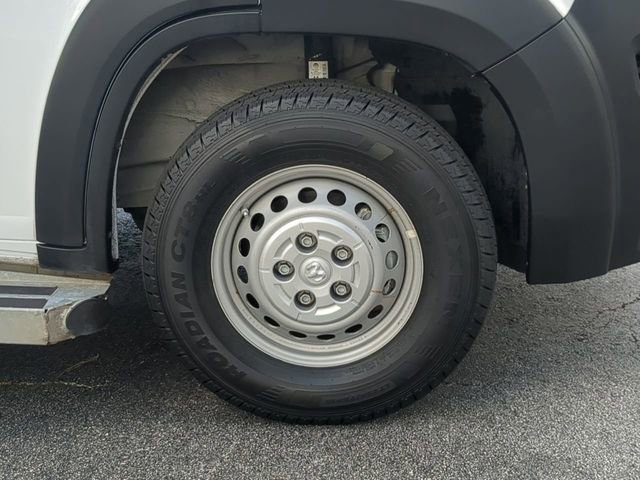 Used 2025 RAM ProMaster 2500 w/ U-Haul Equipment Group FWD image 11