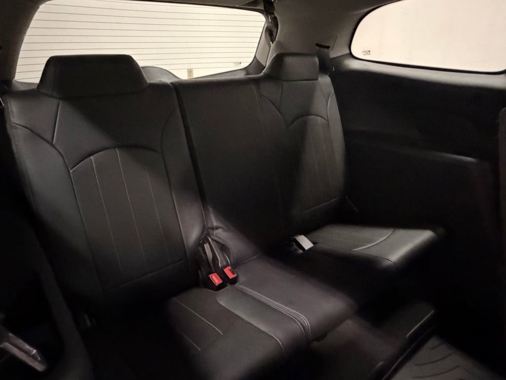 Used 2017 Buick Enclave Leather image 22