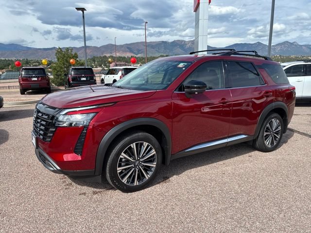 New 2026 Nissan Pathfinder Platinum AWD/4WD image 3
