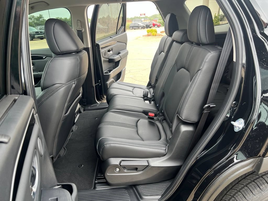 New 2027 Honda HR-V EX-L image 19