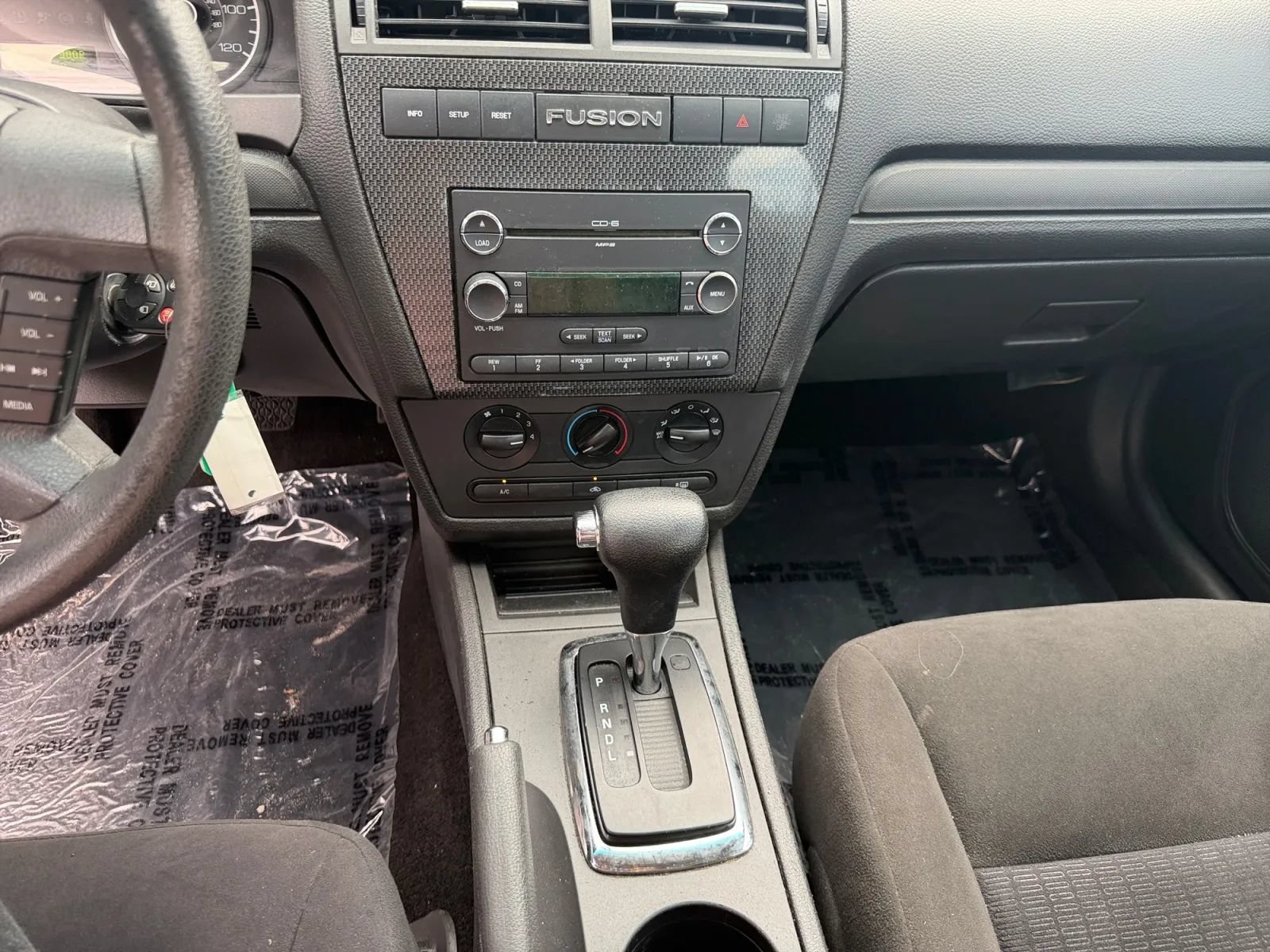 Used 2009 Ford Fusion SE FWD image 12