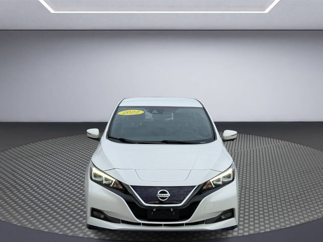 Used 2022 Nissan Leaf SL Plus image 2