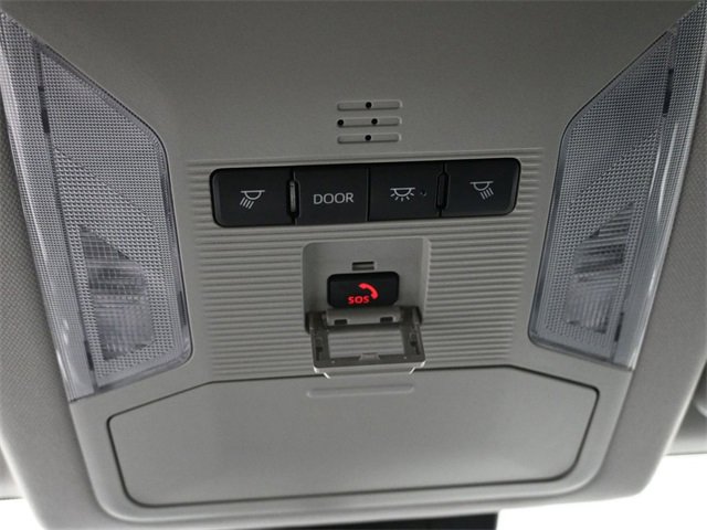 Used 2022 Toyota RAV4 LE image 16