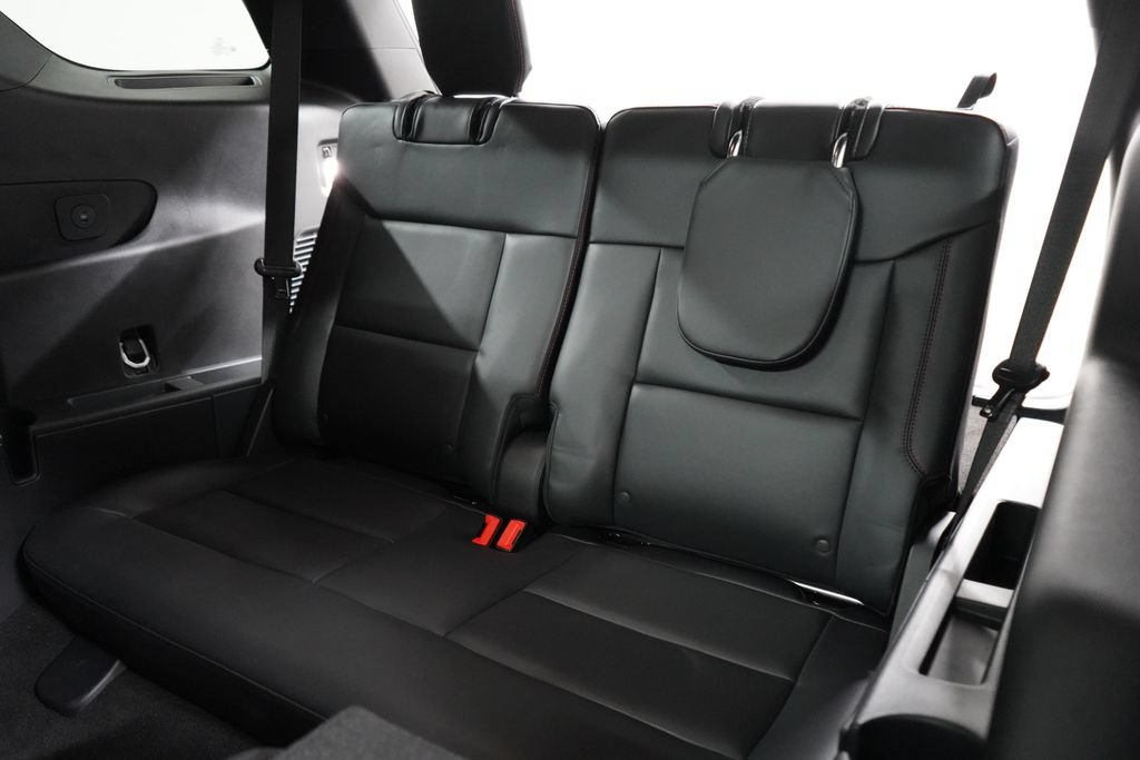 New 2026 Ford Explorer ST-Line w/ ST-Line Street Pack AWD/4WD image 20