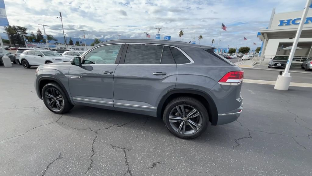 Used 2022 Volkswagen Atlas Cross Sport SEL R-Line image 6