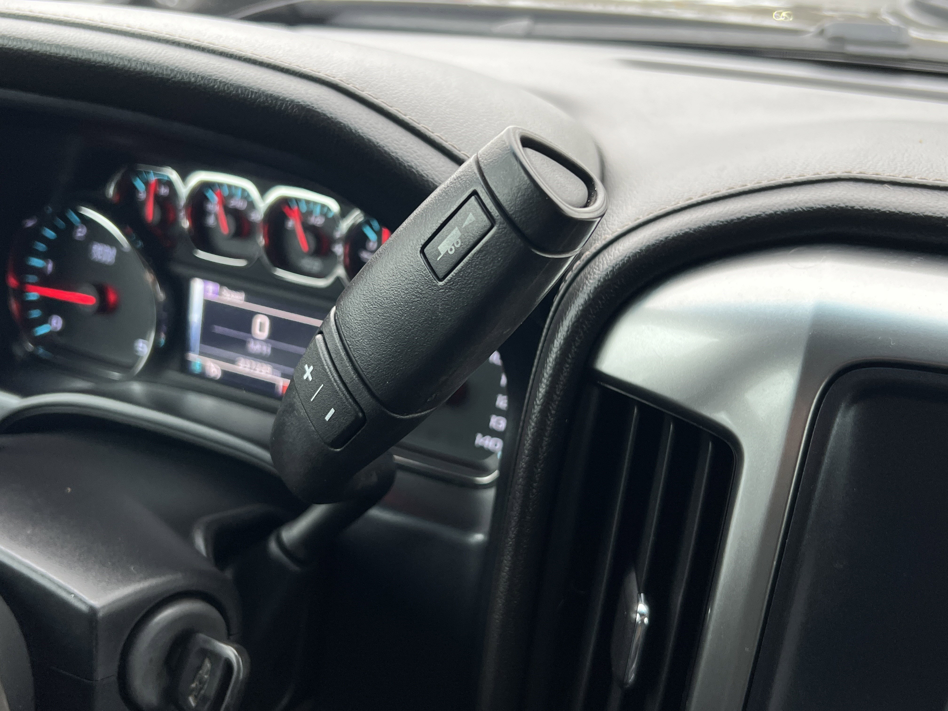 Used 2015 Chevrolet Silverado 3500 LTZ w/ Duramax Plus Package AWD/4WD image 29