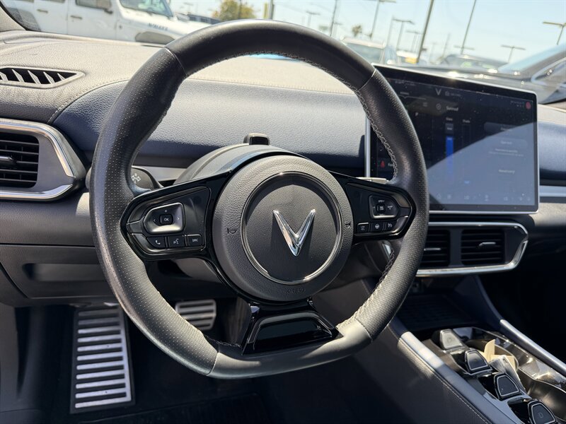Used 2023 VinFast VF 8 Plus AWD/4WD image 19