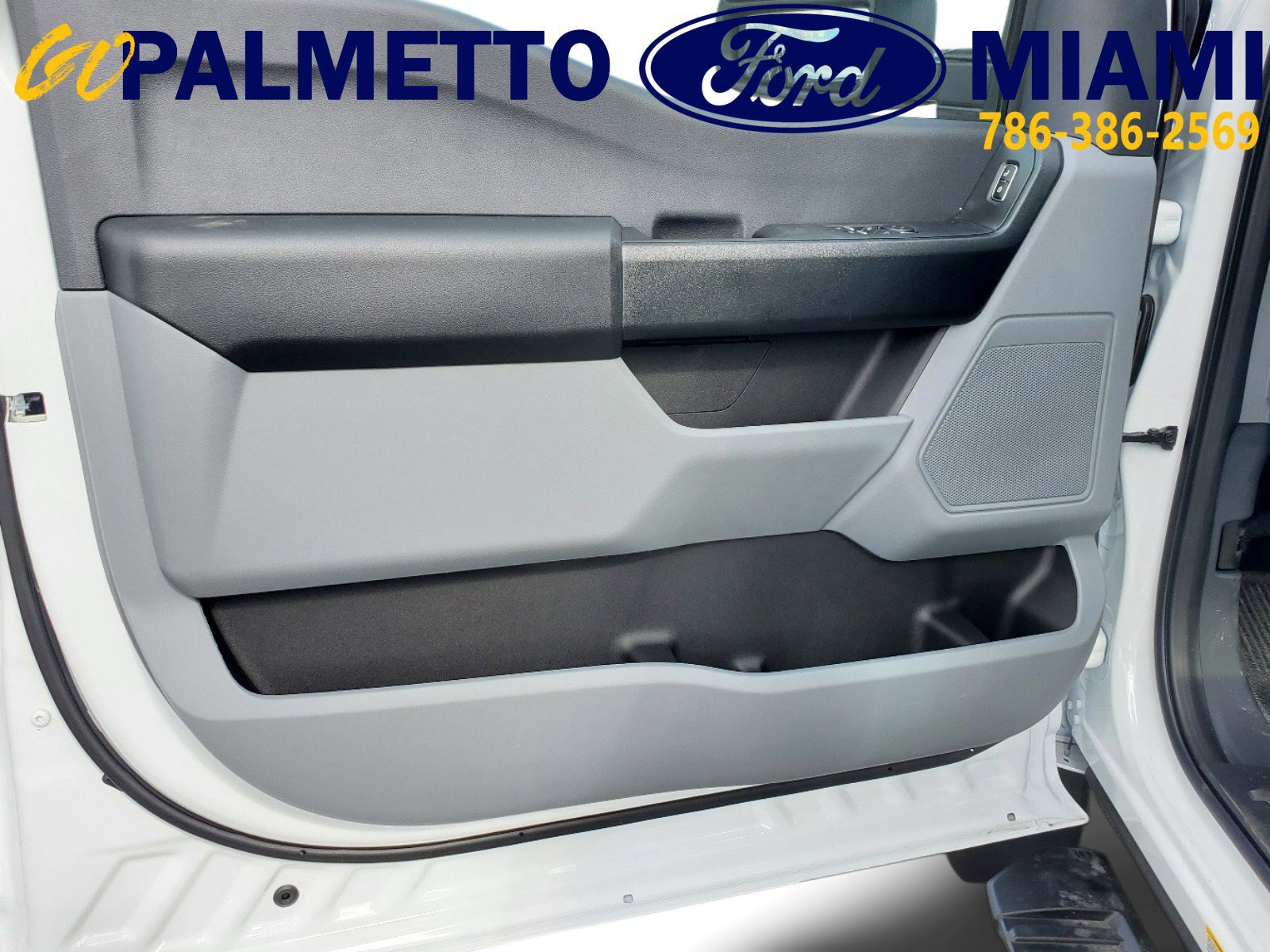 New 2024 Ford F450 XL w/ XL Chrome Package image 9