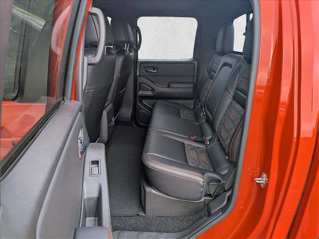 Used 2025 Nissan Frontier PRO-4X w/ Pro Premium Package AWD/4WD image 18