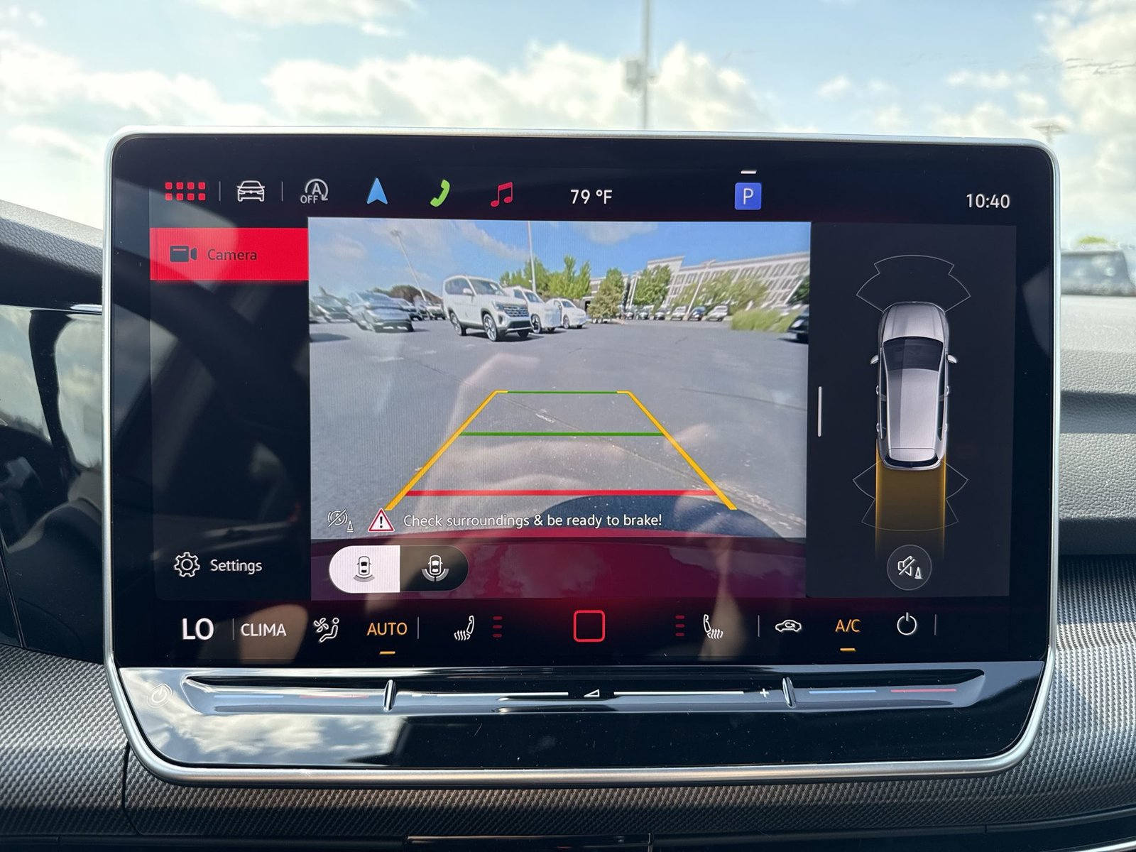 New 2026 Volkswagen GTI SE FWD image 19