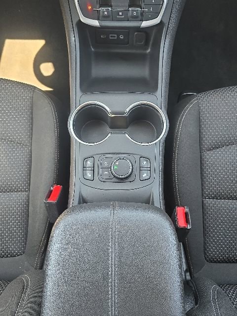 Used 2024 GMC Terrain SLE w/ Driver Convenience Package FWD image 37