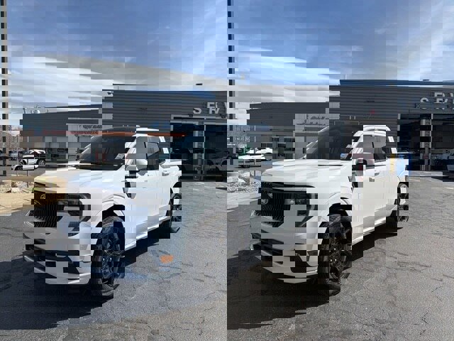 New 2025 Ford Maverick Lobo