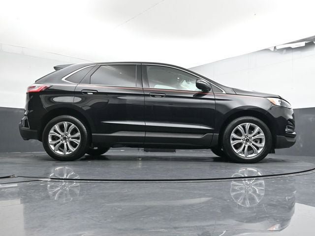 Certified 2024 Ford Edge Titanium AWD/4WD image 29