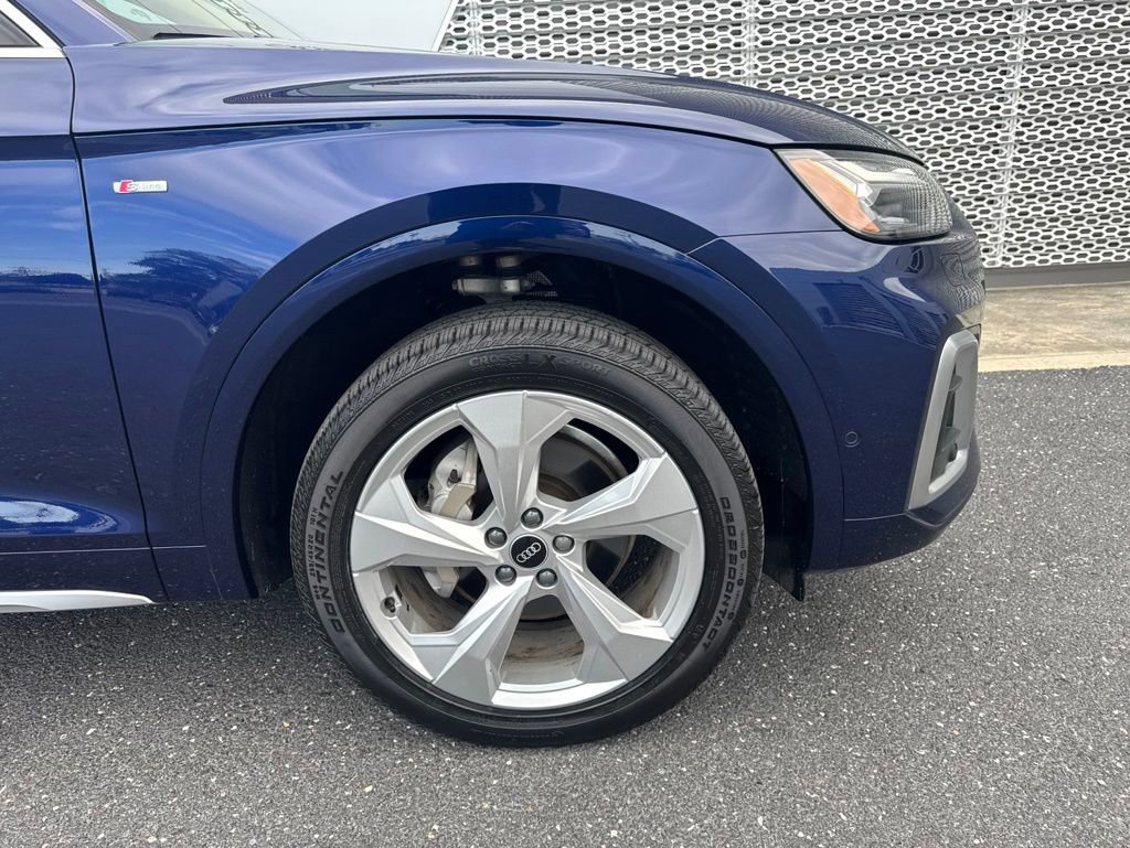 Certified 2023 Audi Q5 2.0T Prestige w/ Prestige Package AWD/4WD image 4