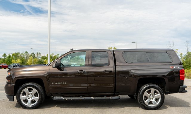 Used 2018 Chevrolet Silverado 1500 LT w/ All Star Edition AWD/4WD image 9