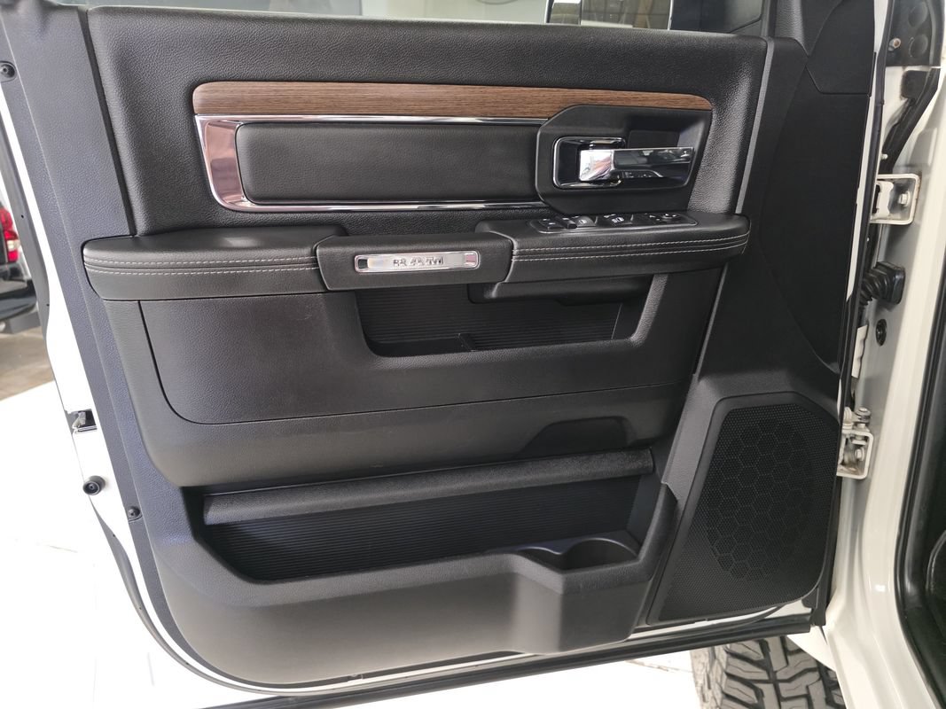 Used 2017 RAM 2500 Laramie w/ Off Road Package AWD/4WD image 18