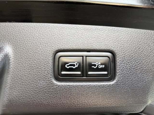 Certified 2025 Kia Carnival EX FWD image 15