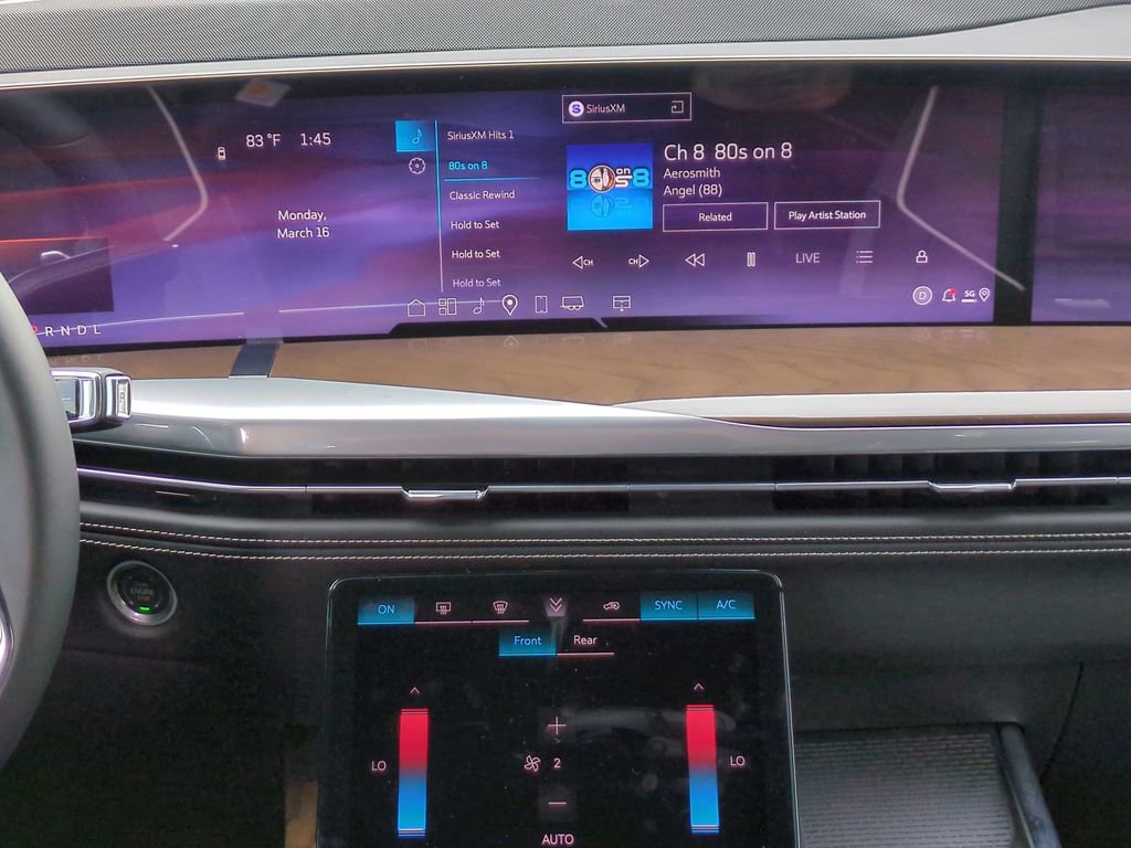 Used 2026 Cadillac Escalade Platinum Sport w/ LPO, ONYX Package image 17