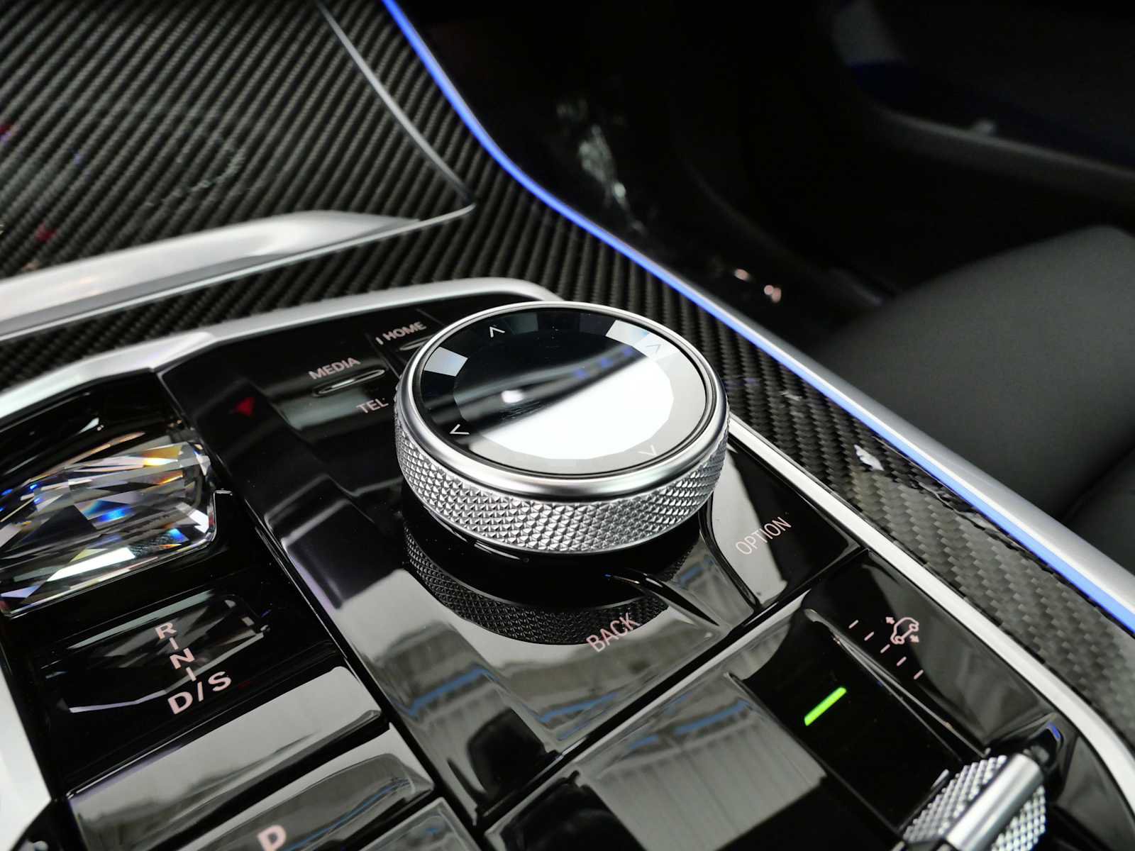 Used 2025 BMW X7 M60i image 24