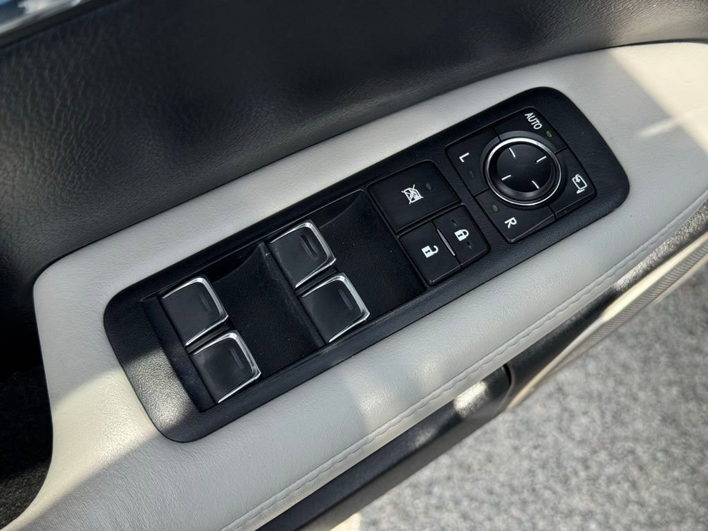 Used 2017 Lexus RX 350 FWD w/ Premium Package image 32