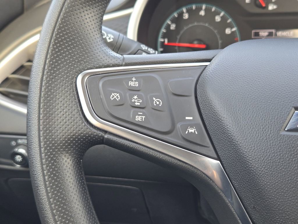 Used 2025 Chevrolet Malibu LS image 23