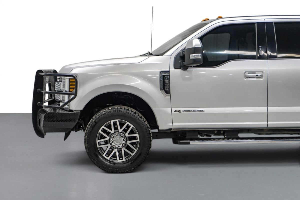 Used 2018 Ford F350 Lariat w/ Lariat Ultimate Package AWD/4WD image 10