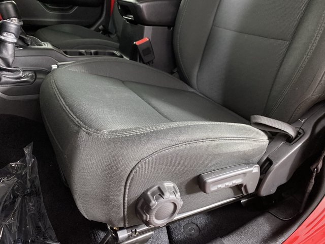 Used 2019 Jeep Wrangler Unlimited Sport S AWD/4WD image 16