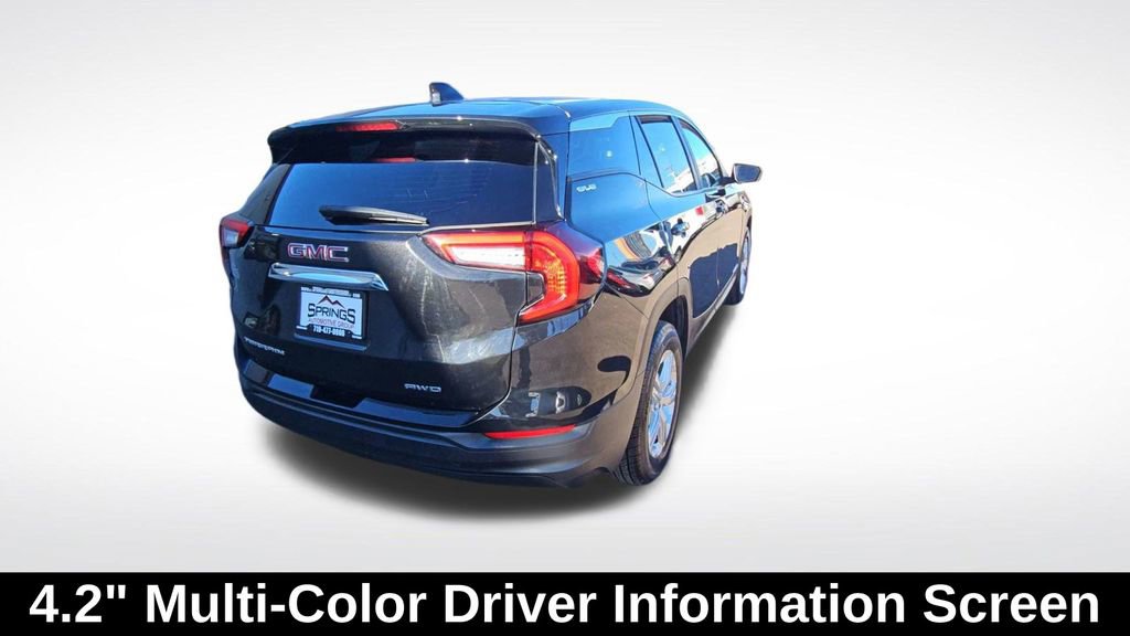 Used 2024 GMC Terrain SLE image 8