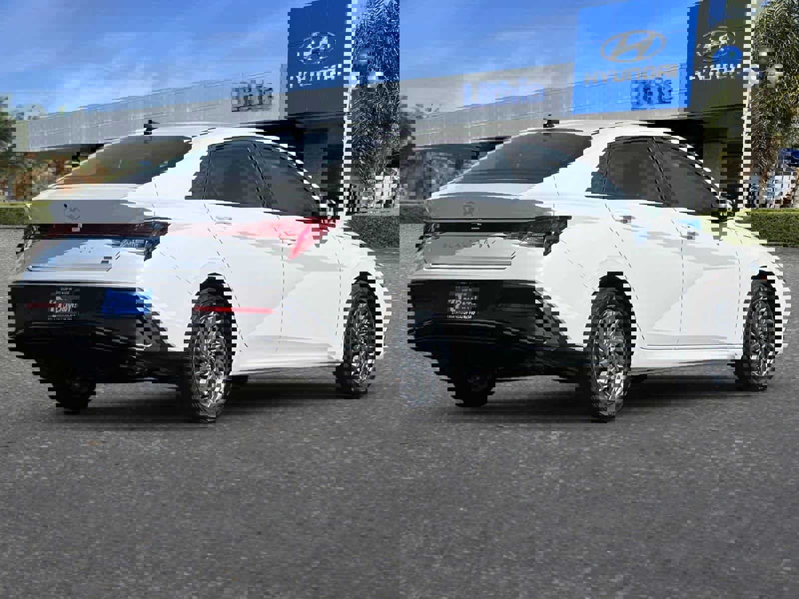 New 2025 Hyundai Elantra Blue image 2