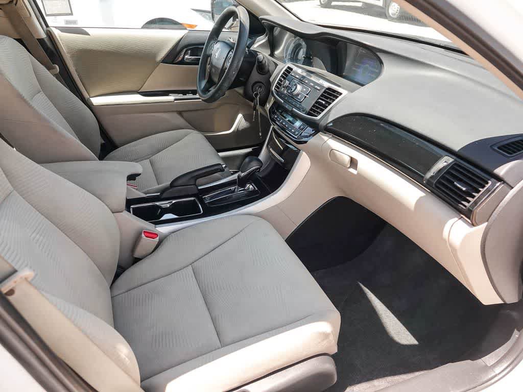 Used 2016 Honda Accord LX image 15
