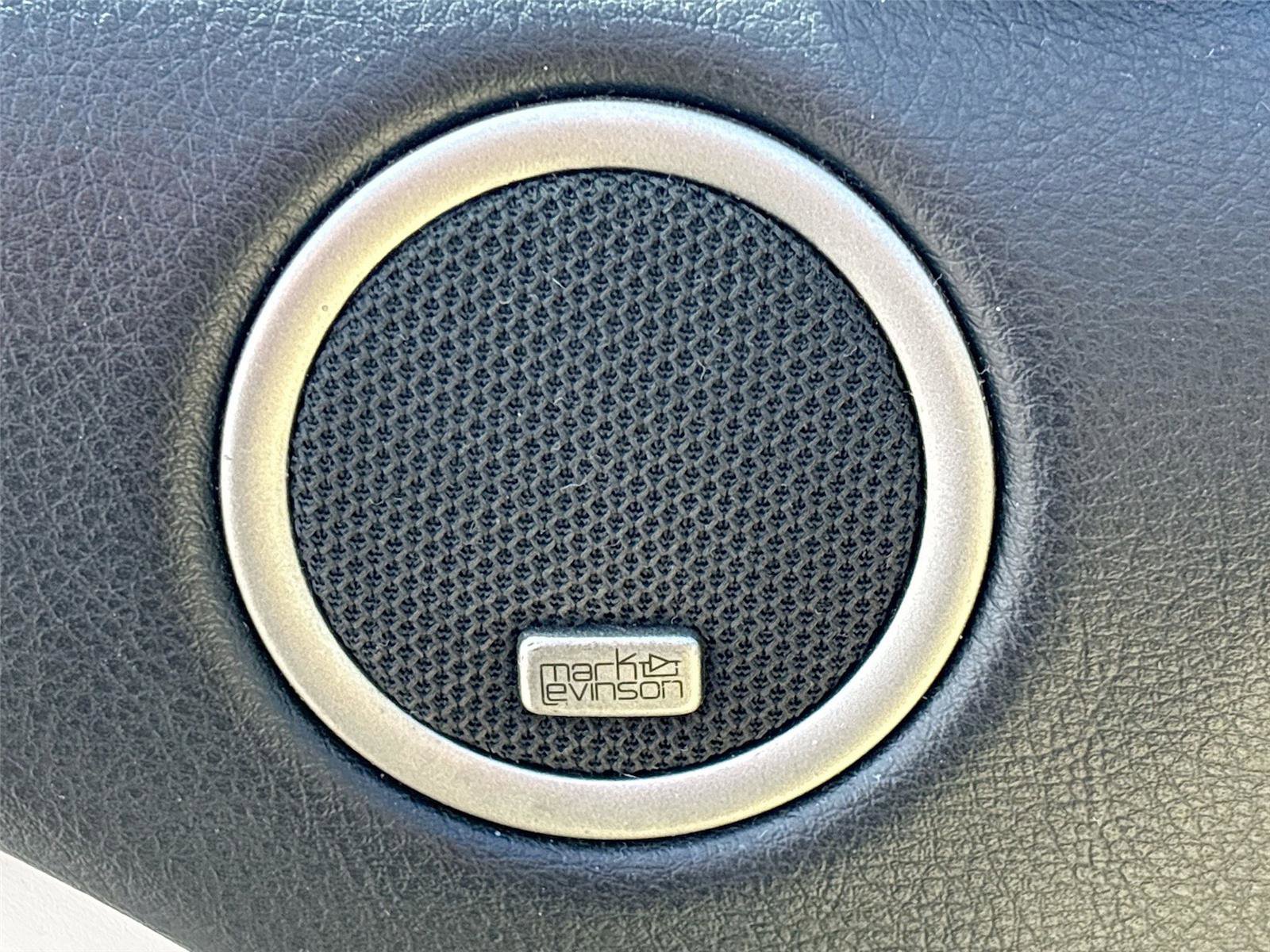 Used 2005 Lexus SC 430 Convertible image 19