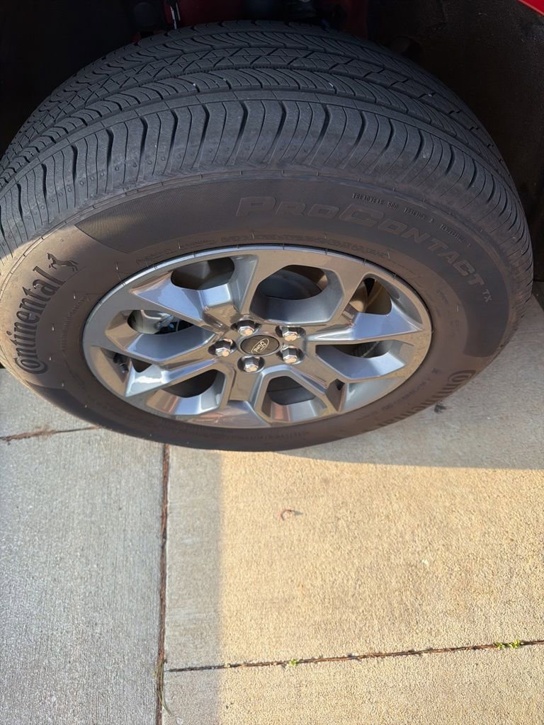 Used 2025 Ford Maverick XLT w/ XLT Luxury Package image 16