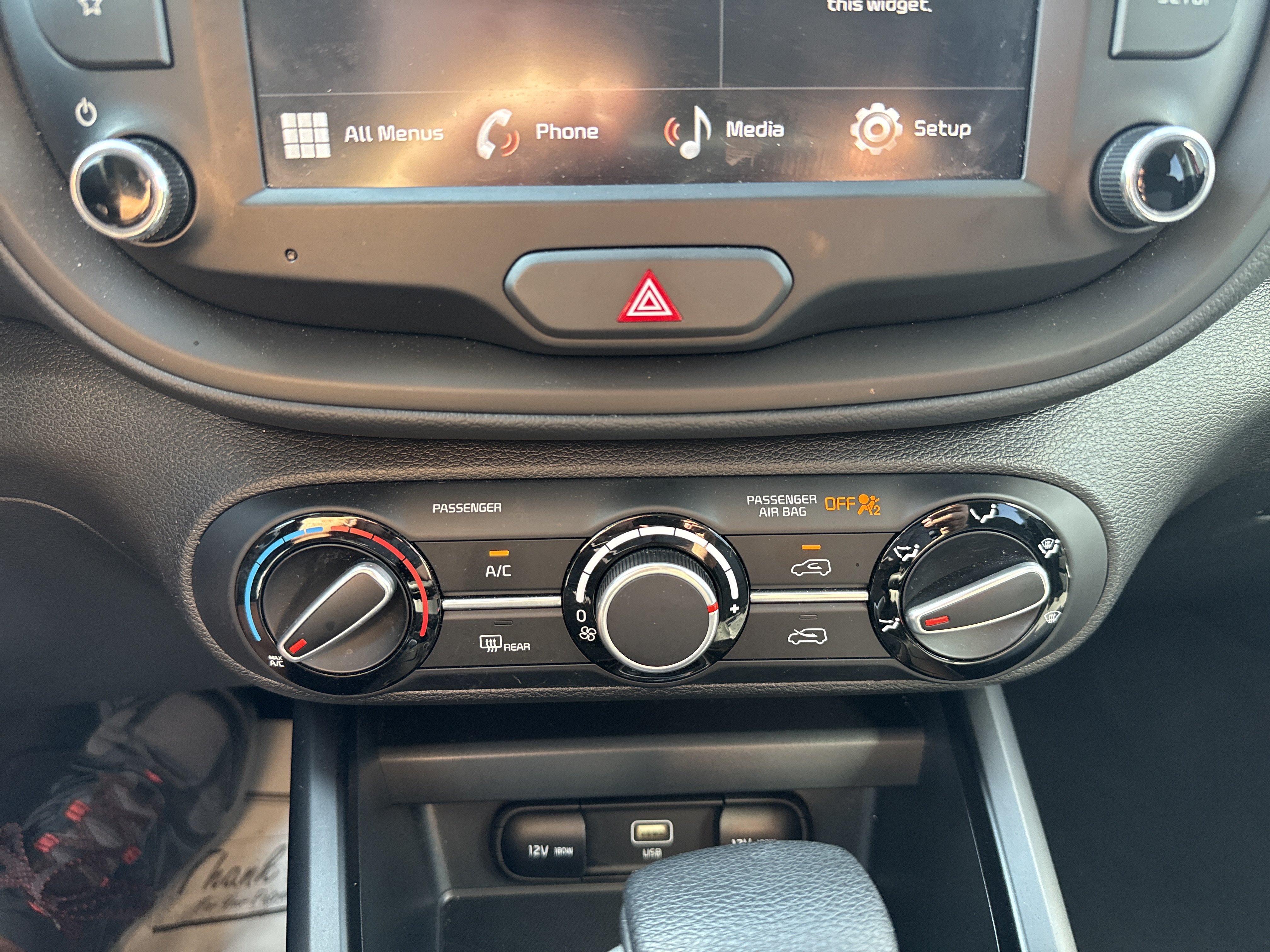 Certified 2025 Kia Soul LX w/ LX Technology Package FWD image 25